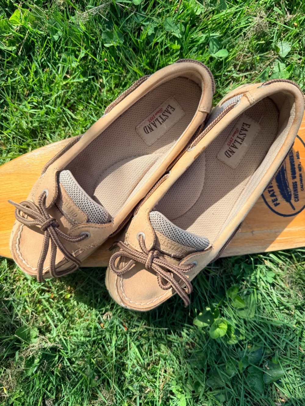 Eastland Women's Sunrise Tan leather Boat Shoes - Comfort Slip-Ons Sz. 7  EUC